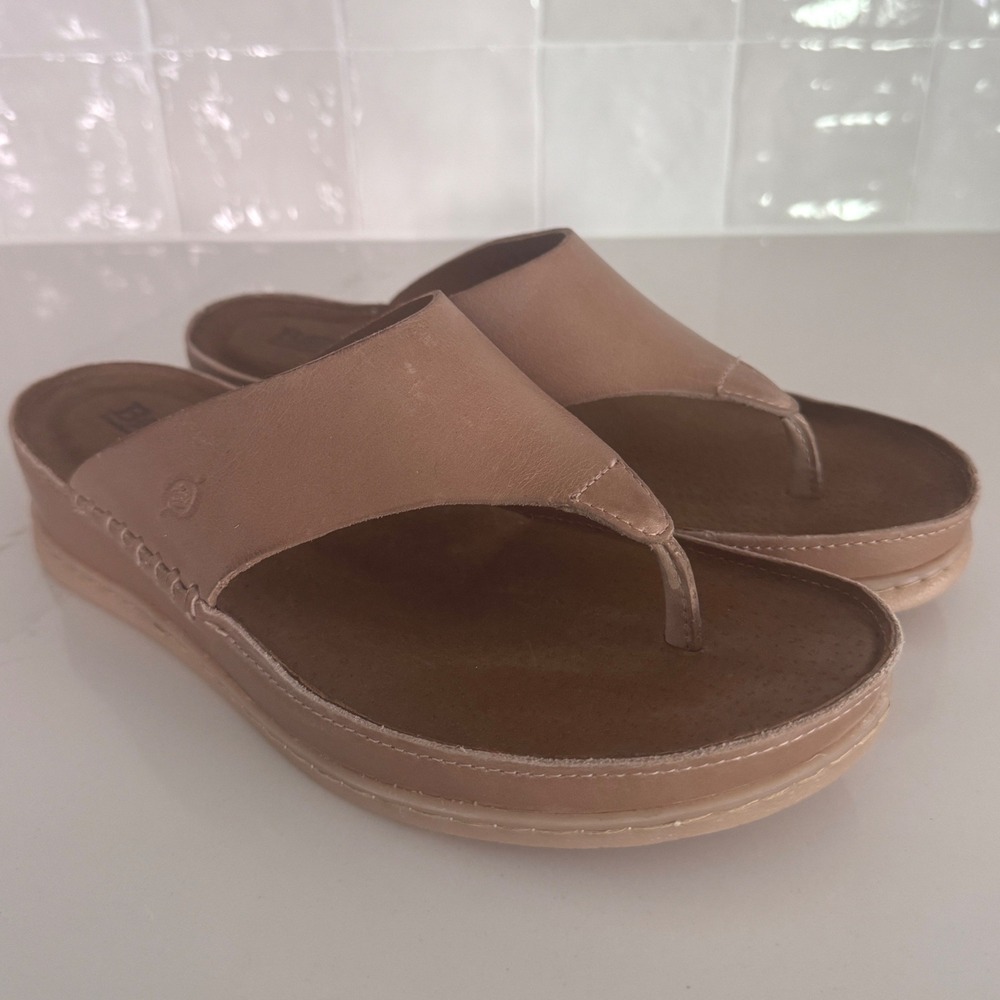 Born Edie Thong Sandals Women 8 Tan Leather Platform Wedge Flip Flops Cushion